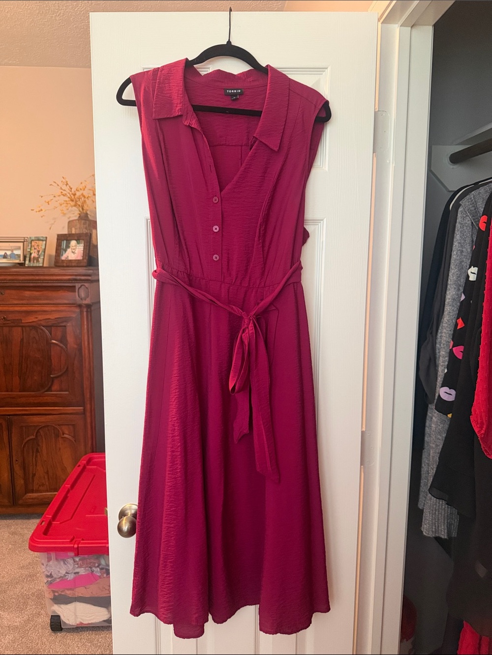 torrid Sleeveless Fuchsia Midi Shirt Dress with Tie Waist